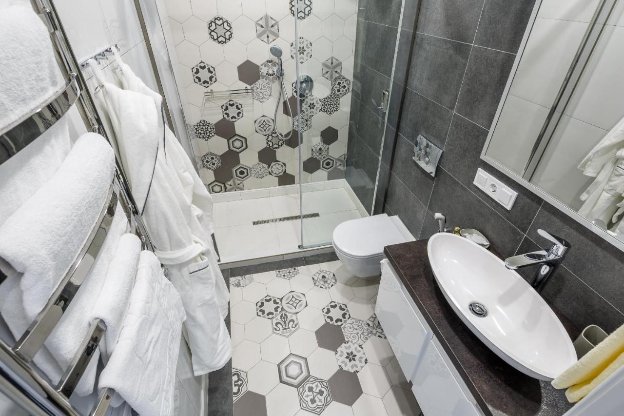 Palace View Apartments - 24 Kopernyka Str. Lviv Dış mekan fotoğraf